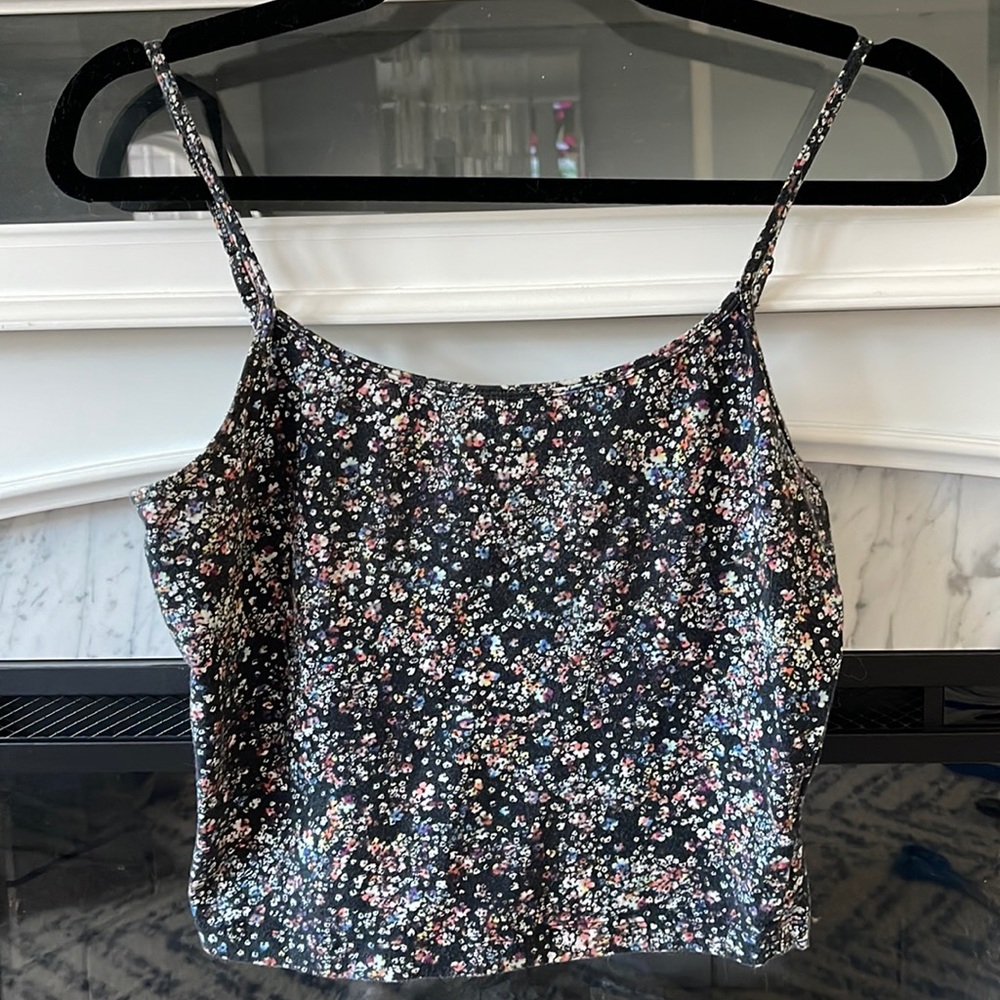 floral lightweight crop top